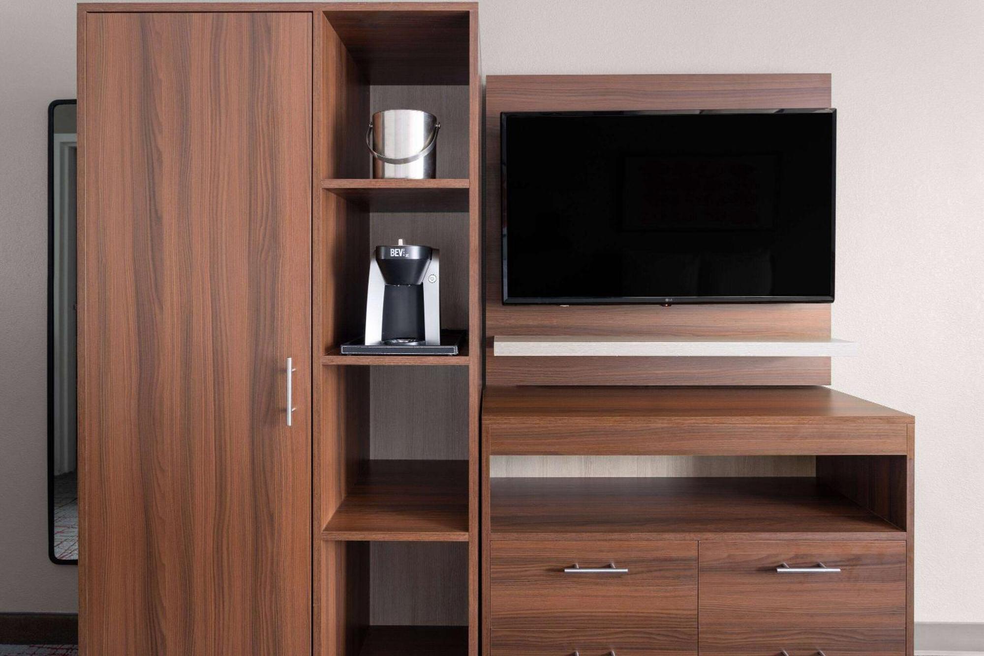 Hawthorn Extended Stay By Wyndham Columbia-Ft Jackson 外观 照片