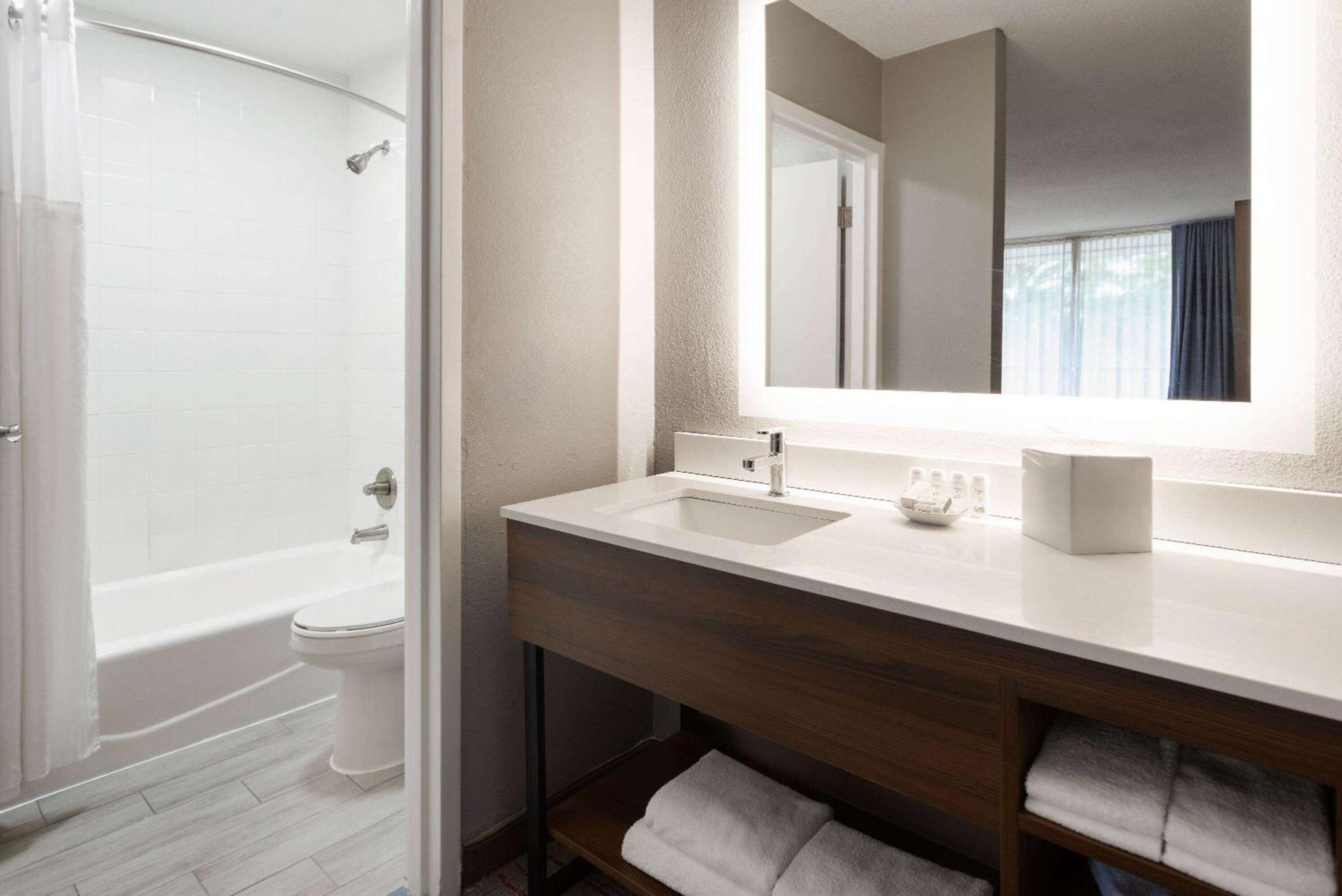 Hawthorn Extended Stay By Wyndham Columbia-Ft Jackson 外观 照片